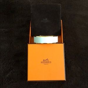 Hermes Printed Enamel wide bracelet “NEW”.